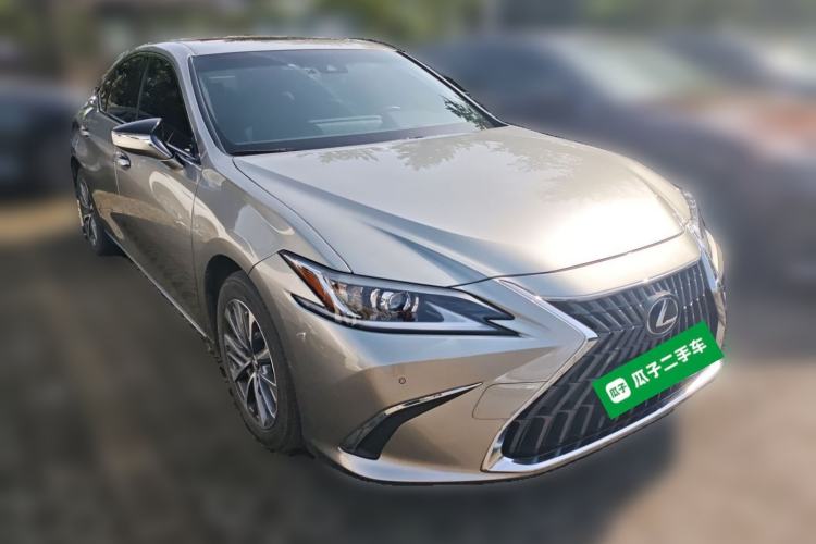 Used Lexus ES 2022 300h Excellence Edition