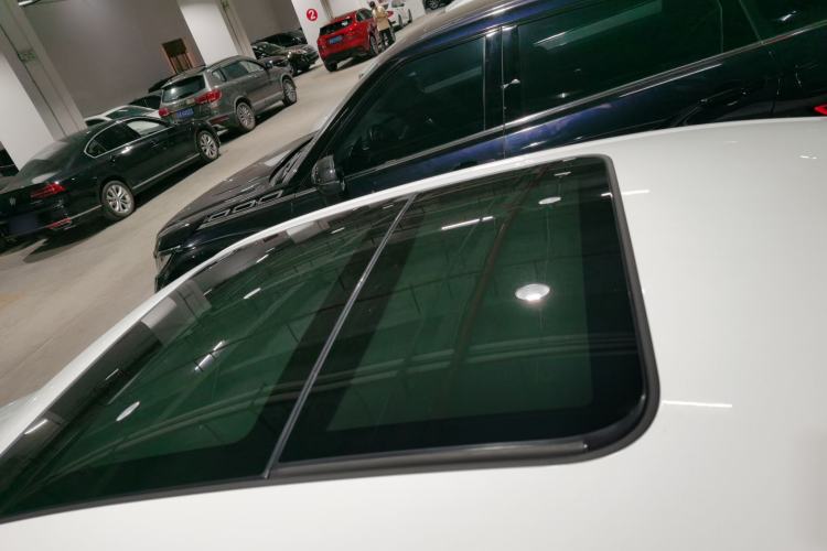 Used Volkswagen Sagitar 2025 Revised Version Three 300TSI DSG Excellence Edition
