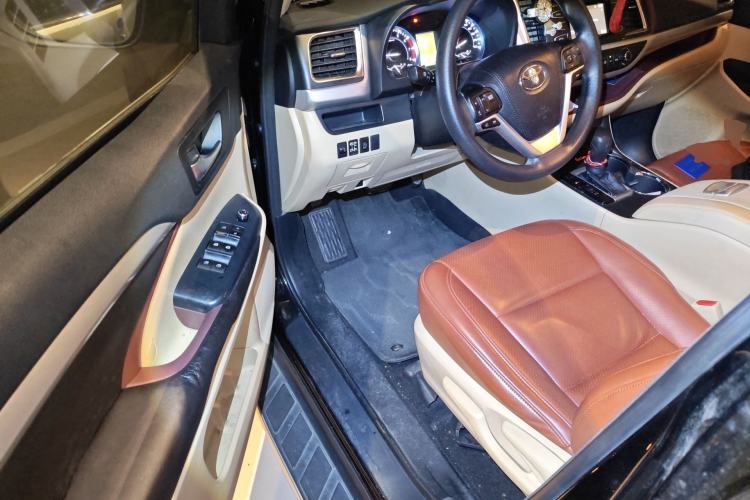 Used Toyota Highlander 2015 2.0T Two-Wheel Drive Elite Edition 7 Seats