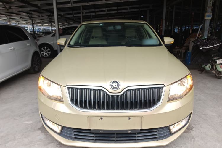 Used Skoda Octavia 2015 1.6L Manual Yijie Edition
