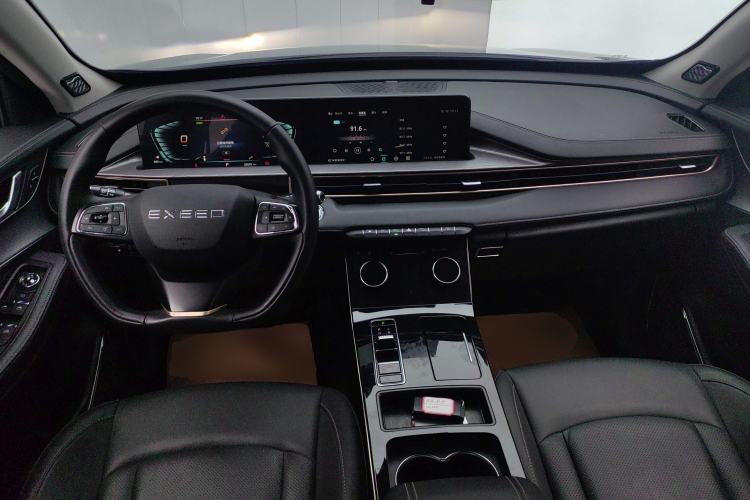 Used EXEED Zhuifeng C-DM 2022 1.5 TCI-DHT 105 km "Chengfeng Qi" Edition
