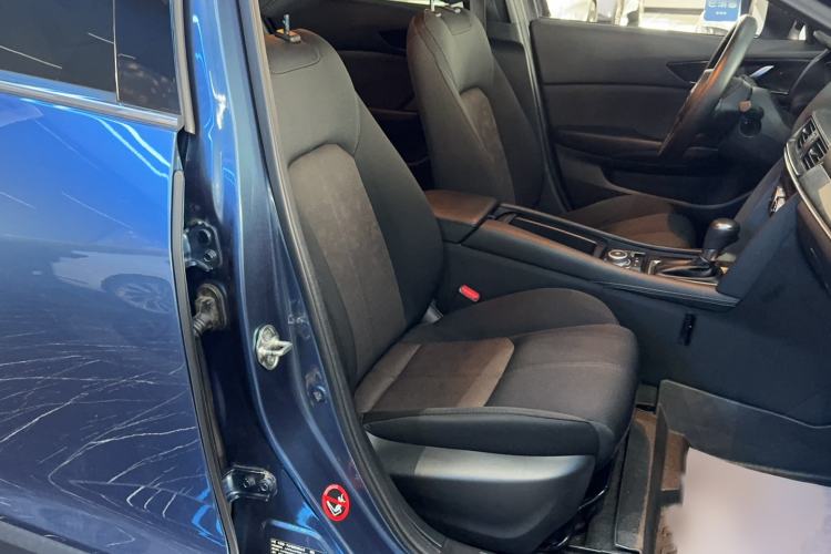 Used Mazda CX-4 2020 2.0L Automatic Two-Wheel Drive Blue Sky Dynamic Edition