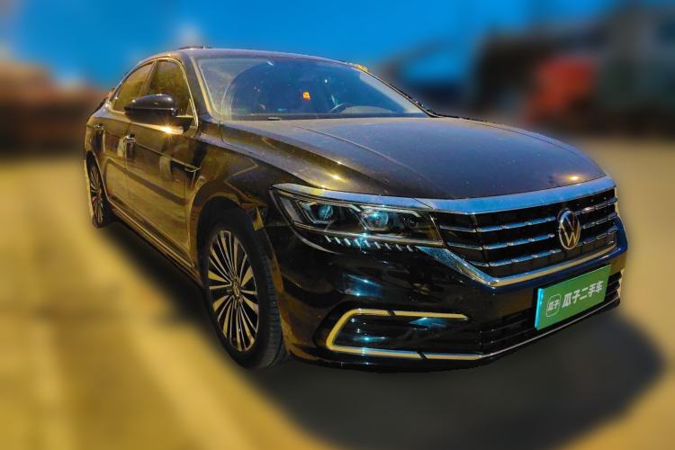 Used Volkswagen Passat 2020 Revised Version 330TSI Luxury Edition China VI Standard