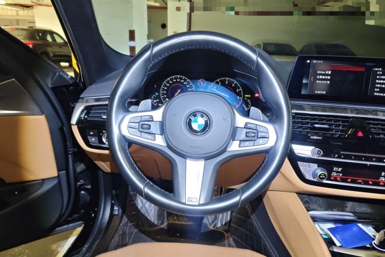 Used BMW 5 Series 2019 530Li Leading Model M Sport Package
