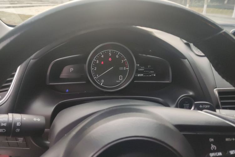 Used Mazda Mazda 3 Axela 2017 Hatchback 2.0L Automatic Sport Model China V Emission Standard
