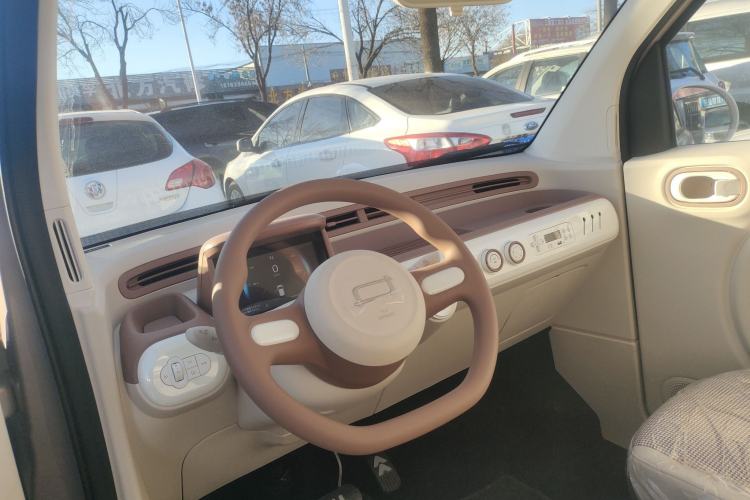 Used Bestune Pony 2026 222km Colorful Horse Center Console