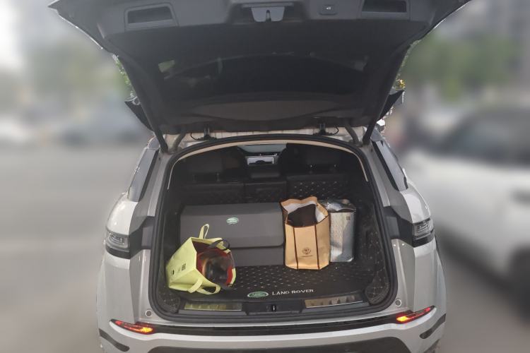 Used Land Rover Range Evoque 2023 Aurora L 249 PS Collins Antique Bronze Special Edition Trunk