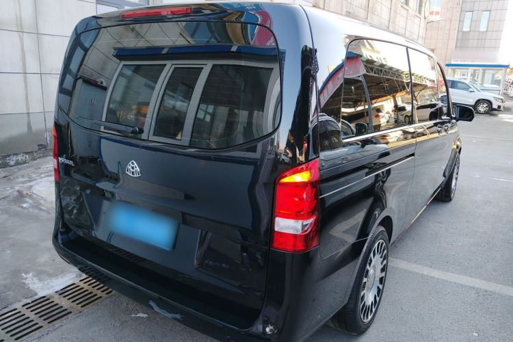 Used Mercedes-Benz Vito 2021 2.0T Elite Version 7 Seats
