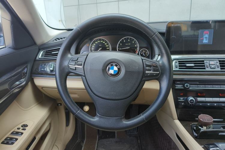 Used BMW 7 Series 2011 730Li Elegant Model Steering Wheel