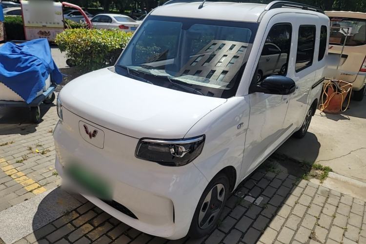 Used Wuling Zhiguang New Energy 2025 Model 305km Ambitious Edition