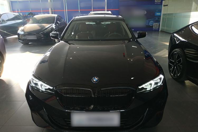 Used BMW i3 2024 eDrive 35 L
