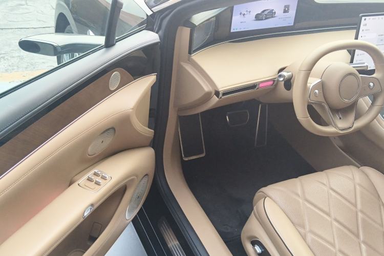 Used Hima Stelato S9 2024 All-Electric Ultra Four-Wheel-Drive Flagship Edition Driver Seat