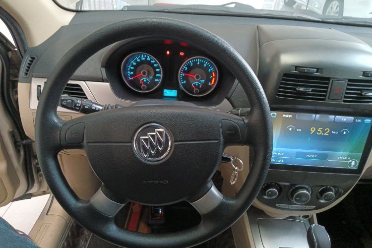 Used Buick Excelle 2013 1.5L Automatic Classic Model
