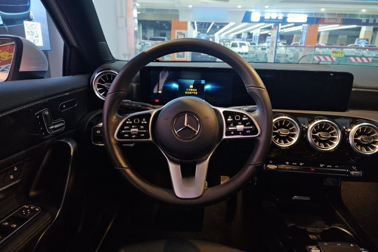 Used Mercedes-Benz A-Class (Import) 2022 A 200 Fashion Model
