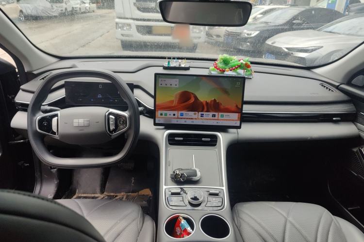 Used Geely Galaxy L6 2025 EM-i 60km Launch Edition Center Console