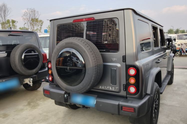 Used 212 T01 2024 2.0T Explorer
