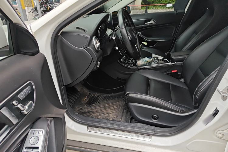 Used Mercedes-Benz GLA 2016 GLA 220 4MATIC Fashion Edition
