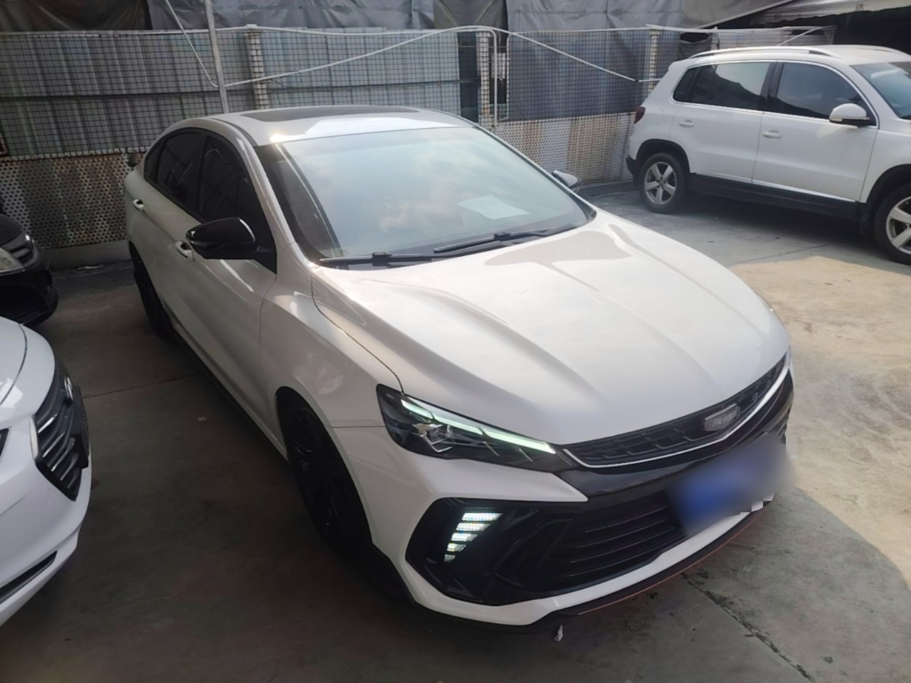 Geely Auto Binray 2022 Binrui COOL 1.5T DCT Electric Edition — снимка 3