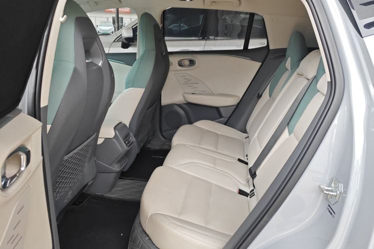 Used Lynk & Co 06 EM-P 2023 EM-P 126 Long-Range Halo Left Rear Seat