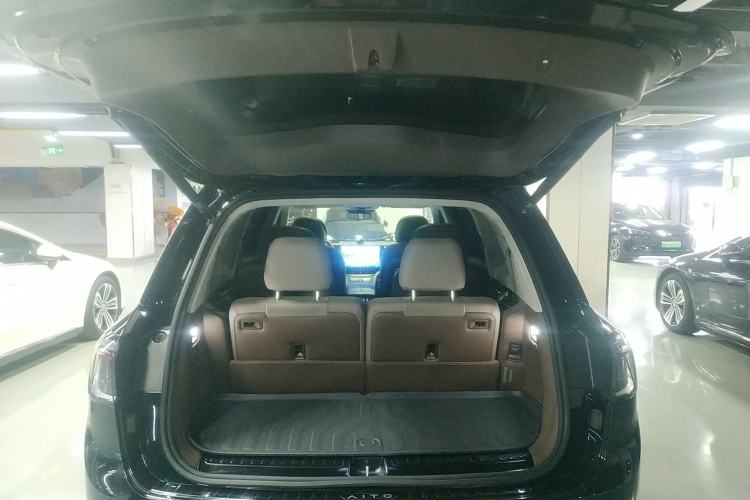 Used Hima AITO M9 2025 Extended-Range Max Version 52 kWh 6-Seater Edition