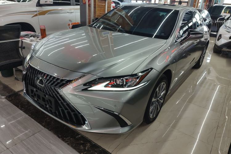Used Lexus ES 2023 200 Excellence Edition