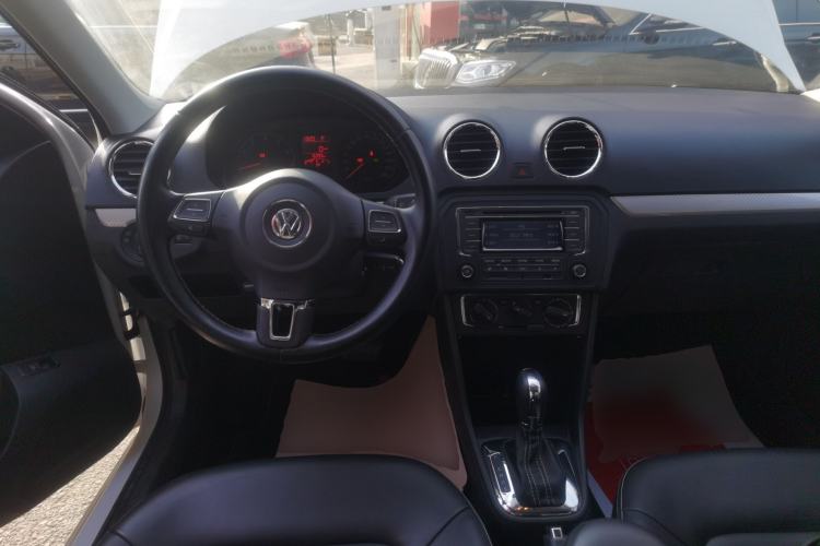 Used Volkswagen Jetta 2015 Value Edition 1.6L Automatic Comfort Version
