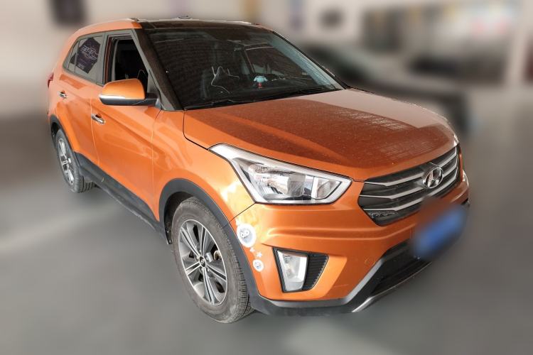 Used Hyundai ix25 2015 1.6L Automatic Two-Wheel Drive Smart GLS Trim Front Right 45 Deg