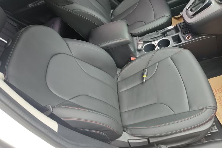 Used Haval H6 2015 Sport Edition 1.5T Automatic Two-Wheel Drive Luxury Model Right Front Seat