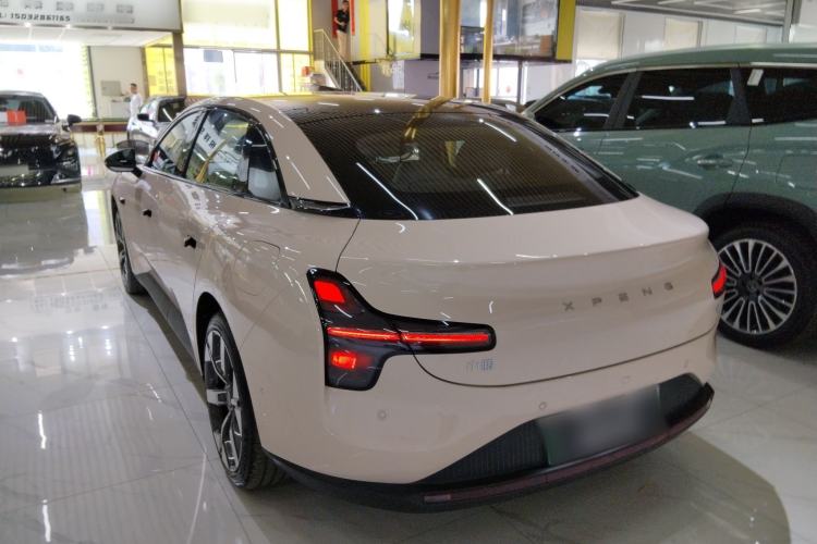 Used XPeng MONA M03 2024 620 with Ultra-Long Range
