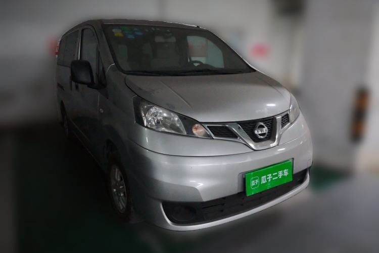 Used Nissan NV200 2014 1.6L CVT Luxury Model China V Standard Front Right 45 Deg