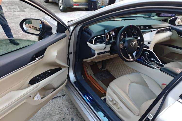 Used Toyota Camry 2019 2.0G Luxury Edition China VI Standard
