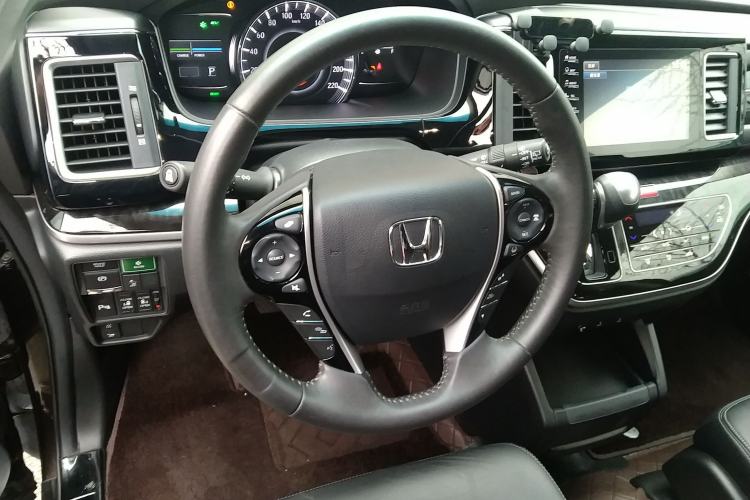 Used Honda Elysion 2019 2.0L Hybrid Supreme Edition Steering Wheel