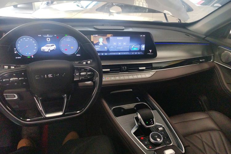 Used Chery Tiggo 8 PRO 2024 Champion Edition 290T Two-Wheel Drive Peak Version 7 Seats Center Console