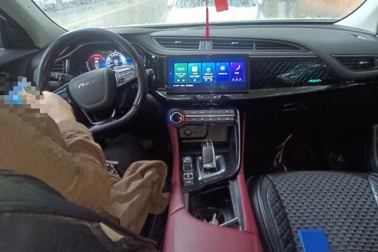 Used Dongfeng Aeolus AX7 2022 Mach Edition 1.5T DCT DF51 Center Console