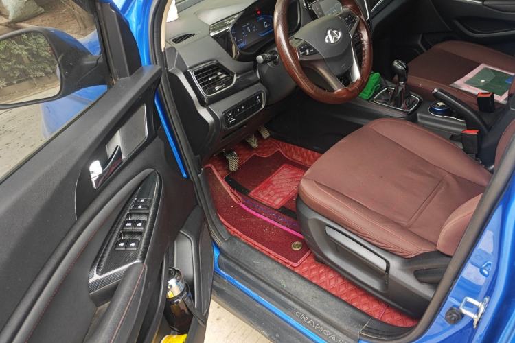 Used CHANGAN OSHAN A800 2017 1.6L Manual Elite Model Driver Seat