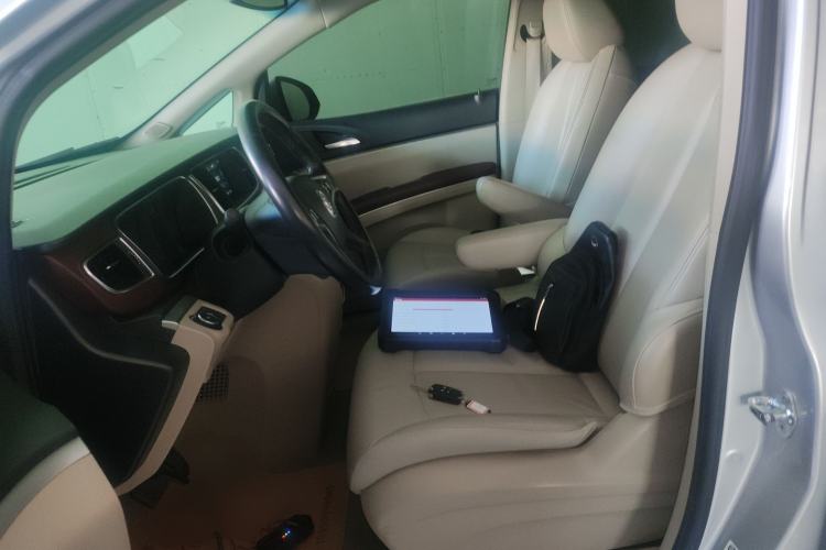 Used Buick GL8 2018 28T Luxury Model China VI Standard