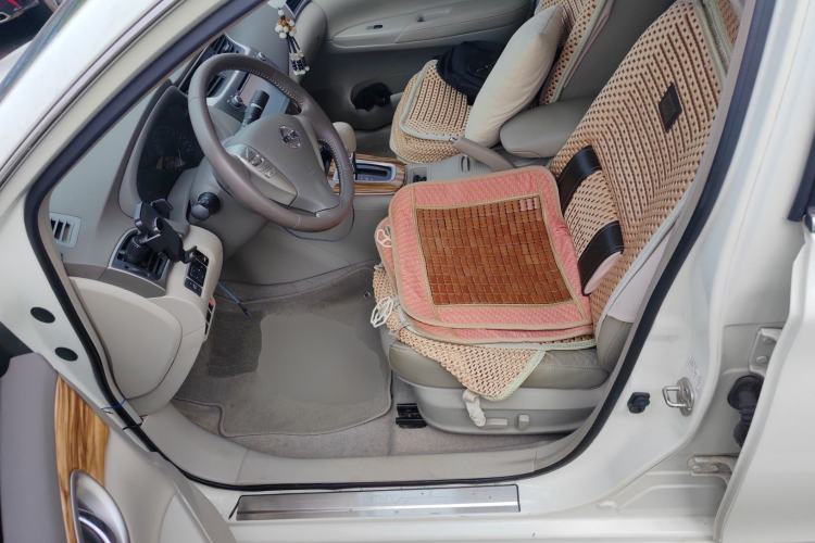 Used Nissan Sylphy 2014 1.6XV CVT Deluxe Edition
