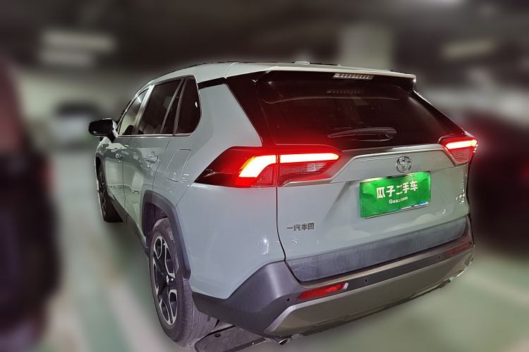 Used Toyota RAV4 2020 2.0L CVT Four-Wheel Drive Prestige Edition