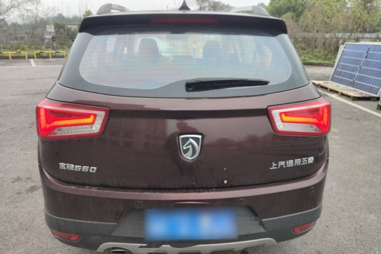 Used Baojun 560 2016 1.8L Manual Luxury Edition