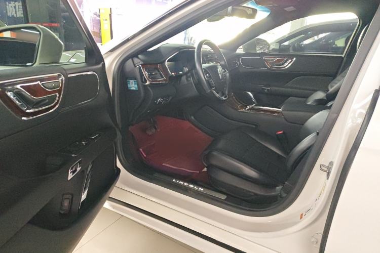 Used Lincoln Continental 2019 2.0T Two-Wheel Drive Luxury Edition China VI Standard