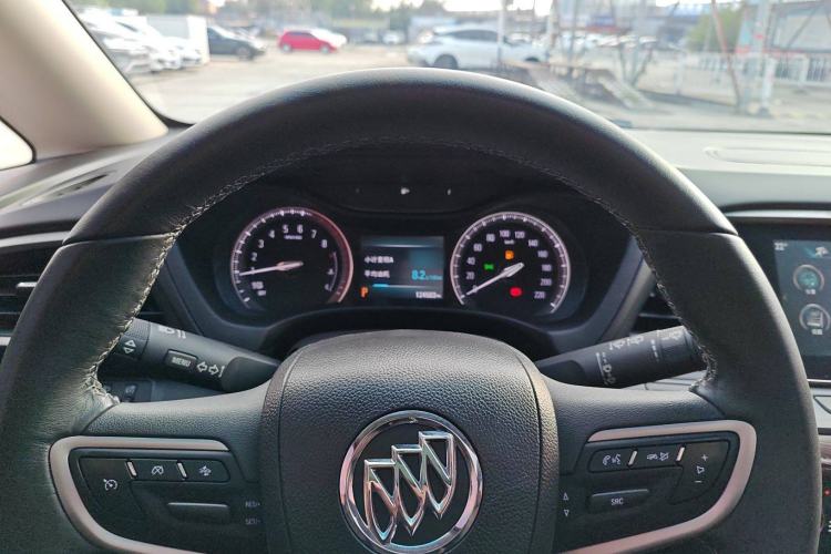 Used Buick GL6 2018 18T 6-Seater Luxury Model
