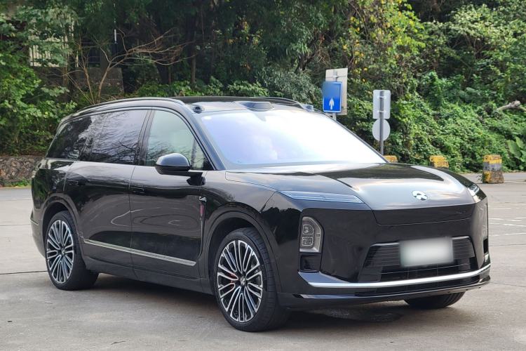 Used Nio ES8 2026 Model 6-seat Executive Signature Edition Exterior 2