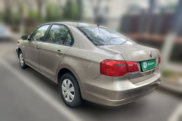 Used Volkswagen Jetta 2013 1.6L Manual Fashion Edition Rear Left 45 Deg