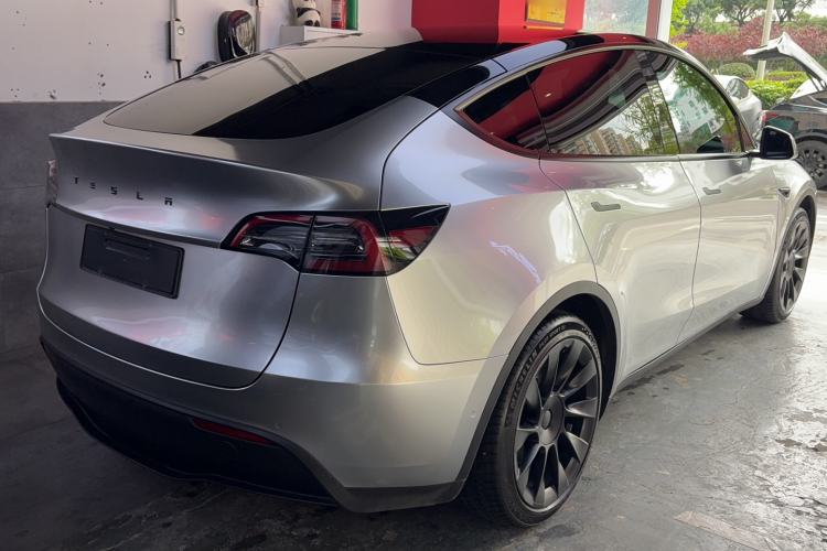 Used Tesla Model Y 2022 Rear-Wheel-Drive Version Exterior 2