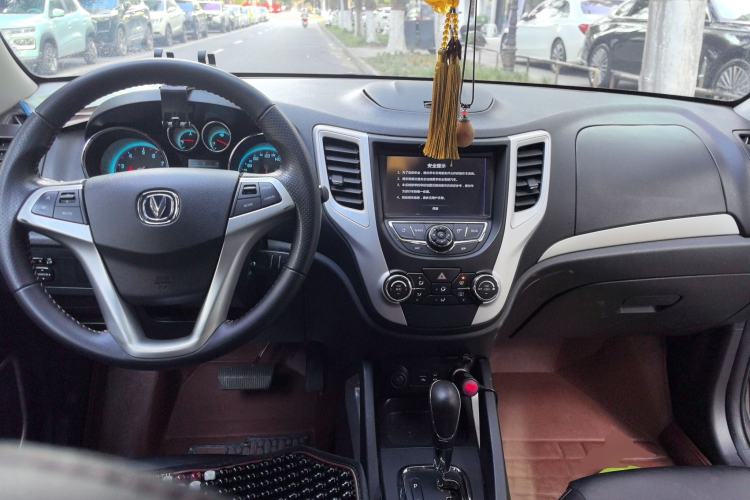 Used Changan CS35 2015 1.6L Automatic Luxury Model China IV Standard
