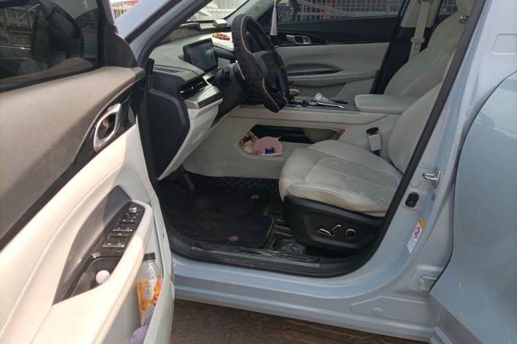 Used CHANGAN OSHAN Z6 New Energy 2022 Blue Whale iDD 150KM Flagship PLUS Smart Parking Edition Driver Seat