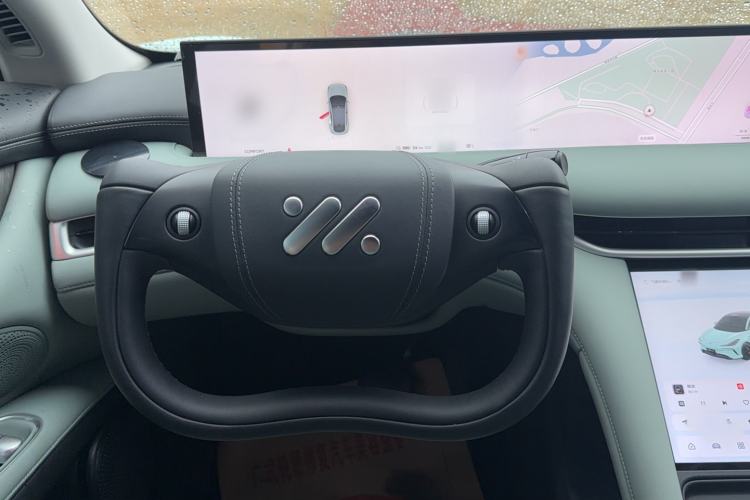 Used IM LS6 2023 Max Standard Edition Steering Wheel