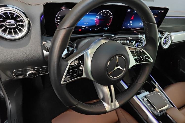 Used Mercedes-Benz GLB 2024 GLB 220 4MATIC