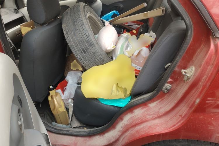 Used FAW Weizhi V2 2010 1.3L Manual Luxury Version
