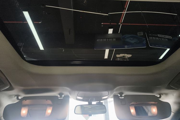 Used Ford Mondeo 2018 EcoBoost 180 Smart Control Fashion Model China VI Standard Headliner